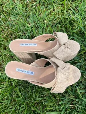 Chelsea & Violet Doris Raffia Knot Tan Chunky Block Sandals Size 9M thumbnail 2