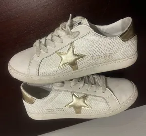 Vintage Havana White Sneakers with Gold Star Accent thumbnail 1