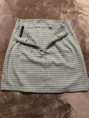 Brandy Melville Mini Skirt Women’s Size 2 Green Plaid Cara” Mini Skirt thumbnail 6