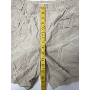 Columbia Shorts Womens Size L Khaki Trail Mid Rise Cargo Hiking Camping Walking thumbnail 2