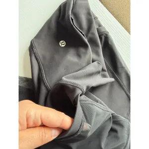 Lululemon Leggings Women Size 8 Black Mesh Panels Pockets High Rise 25" Gym Run thumbnail 6