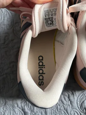 Adidas Sneakers thumbnail 5