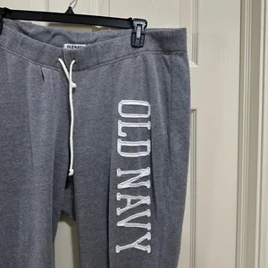 Old Navy joggers light gray with white “Old Navy” stitched letters size XXL thumbnail 3