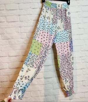 Boutique NEW Floral Patch Pants thumbnail 2