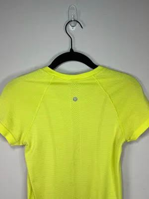 Lululemon Woman's Swiftly Tech Yellow Lime Seamless Short Sleeved Shirt Top Sz 4 thumbnail 8