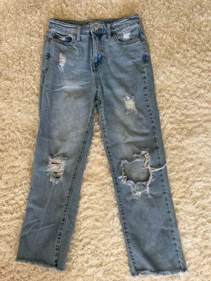 Cropped Mom Jeans thumbnail 2