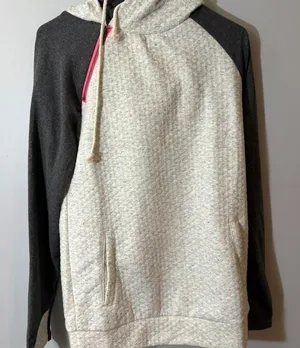 NWT‎ thumbnail 1
