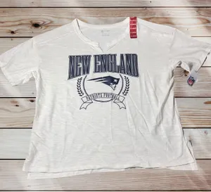 NWT‎ New England Patriot Top Womens XL Cream NFL Team Apparel Short Sleeve thumbnail 1
