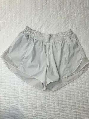 Lululemon Athletica Cream Women's Athletic Shorts - Elastic Waist in Size 12 thumbnail 2