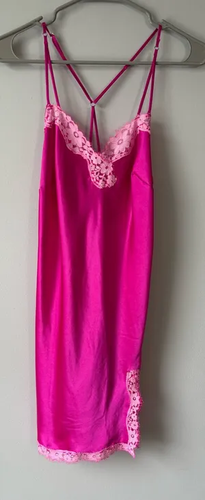 Victoria’s Secret Hot Pink Lace Trim Slip Dress Laungerie Floral Intimates S thumbnail 1
