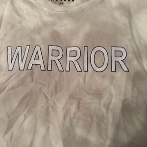 Lacausa Warrior Pullover Crewneck - NWT - Size L thumbnail 5