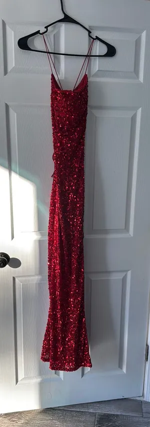Red sequenced Prom Dress Size 0 thumbnail 1