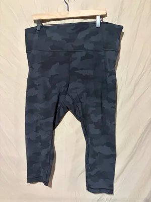 Lululemon Wunder Under High-Rise Crop 23" *Full-On Luxtreme Heritage 365 Camo De thumbnail 2