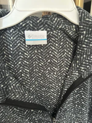 Columbia Pullover thumbnail 2