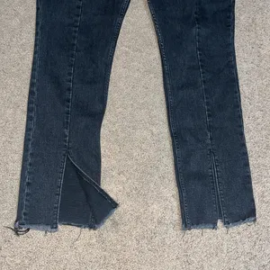 Abercrombie & Fitch Curve Love Skinny High Rise Seam Raw Split Hem Black 31‎ 12R thumbnail 7