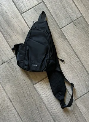 Mondetta Black Sling Belt Bag with Front Pocket thumbnail 1