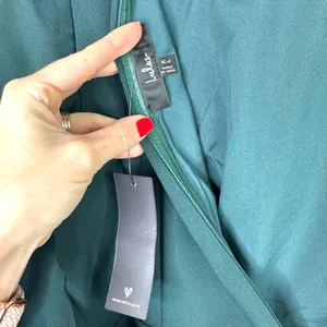 NEW Lulus Elegant Cutie Emerald Bow Bell-Style Long Sleeve Backless Mini Dress thumbnail 7