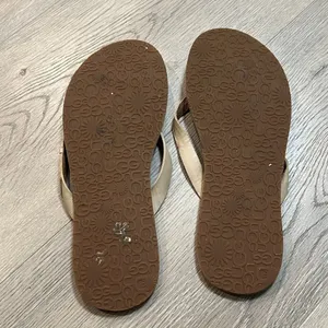 UGG Australia Thong Flip Flop Sandals Ally Women's 9 Leather‎ Tan Beige thumbnail 6