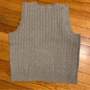 Love Tree Cable Knit V-Neck Sleeveless Sweater Vest Gray Large thumbnail 6