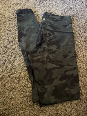 Lululemon Leggings thumbnail 2