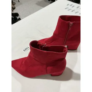 Woman’s Shein Rapid 01 Size 7 Red Pointed Toe Side Zip Chunky Heel Ankle Bootie thumbnail 3