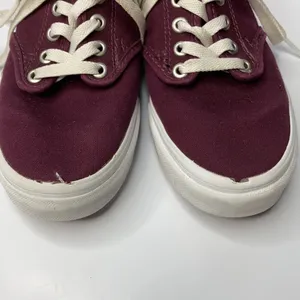 Vans maroon sneakers‎ size 7 thumbnail 2