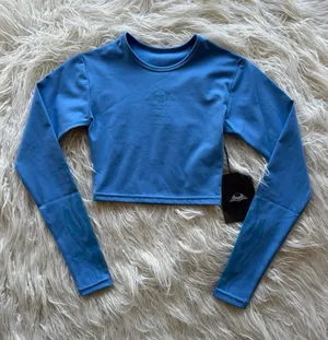 SKIMS Civil Regime No Tomorrow Sofie Crop Tee Blue Size XS thumbnail 1