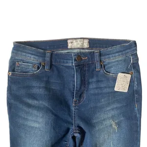 NWT Free People Raw Hem Distressed Jeans Size 2 thumbnail 8