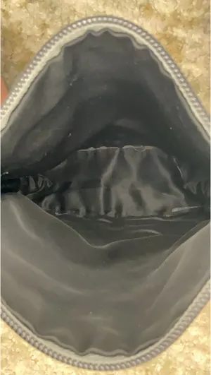 Gucci Makeup Bag thumbnail 8