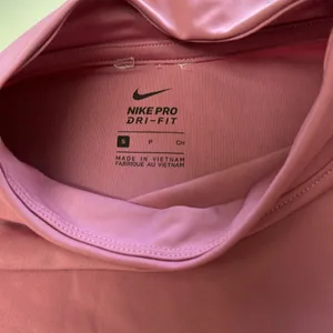 Nike Pro Dri Fit Neck Crop Top Cut Out on Sides thumbnail 3