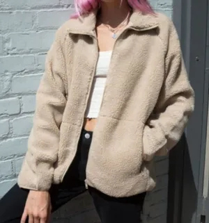 Brandy Melville |‎ John Galt Willow Full-Zip Sherpa Teddy Jacket in Tan thumbnail 1