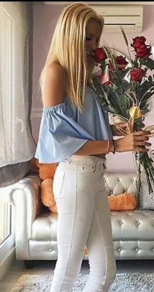 Zara cropped top thumbnail 3