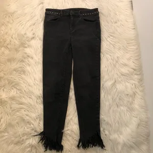 Five Plus Women's Size Small Cropped Jeans Black Fringe Studded Waist thumbnail 2