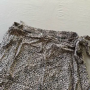 Kirious Los Angeles Cheetah Print Wrap Skirt thumbnail 5