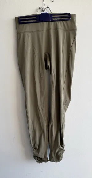 Lululemon Leggings Size 8 Ruched Hem LW5EARS Align Wunder Train Green‎ thumbnail 1