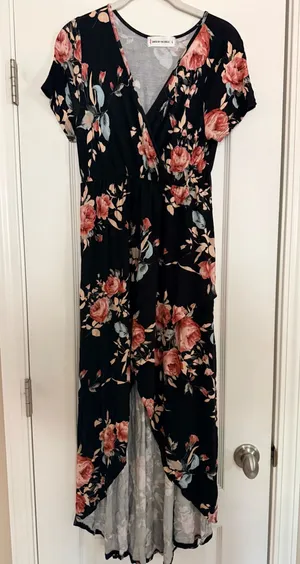 Maxi dress thumbnail 1