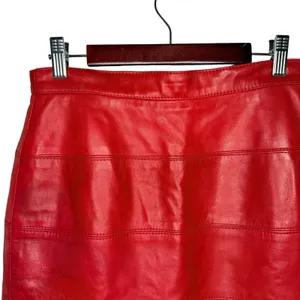 Vakko Neiman Marcus Vintage Red Leather Pencil Skirt Made In USA 80s Size 8 thumbnail 2