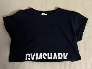 🖤 GYMSHARK Black Crop Tee – Size L 🖤 thumbnail 1