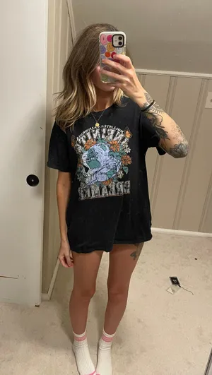 Hollister Graphic Tshirt thumbnail 1
