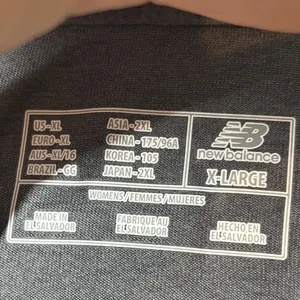 New Balance NWT Women's Size XL Gray Short Sleeve Athletic Tech T-Shirt thumbnail 4