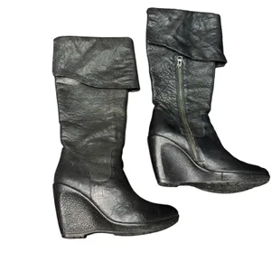 Kork-Ease Black Leather Wedge Boots Women’s 7.5 Side Zip Comfort thumbnail 2