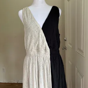 Maeve Anthropologie Colorblock Midi Dress Black Beige Smocked‎ Waist Womens M thumbnail 4