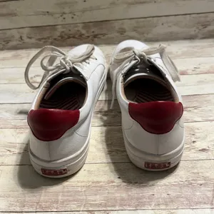 Taos Heart & Soul Lux Women's Sneakers Size 9 White Leather Casual thumbnail 2