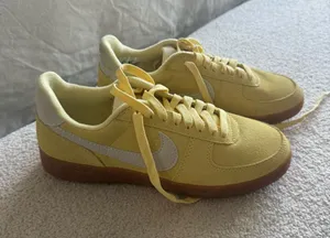 Nike Women's Nike Field General Suede Shoes thumbnail 1