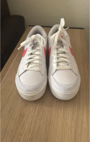 Nike Court Legacy Lift thumbnail 4