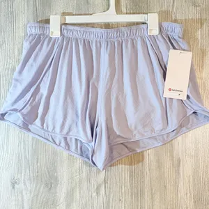 Lululemon Swiftly Mid‎ Rise Shorts Serene Blue Pastel Athletic Lined Size 14 NWT thumbnail 2