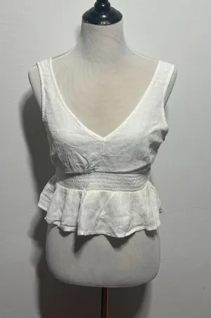 Hollister white smocked peplum crop top thumbnail 1