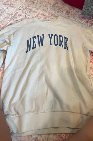 Brandy Melville Crewneck John Galt thumbnail 2