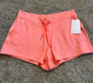 Athleta Balance 4” Shorts size XL NWT thumbnail 1