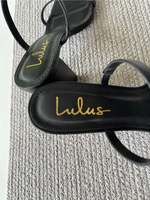 Lulu's Black Double-Strap Block Heel Sandals Size 8 thumbnail 4